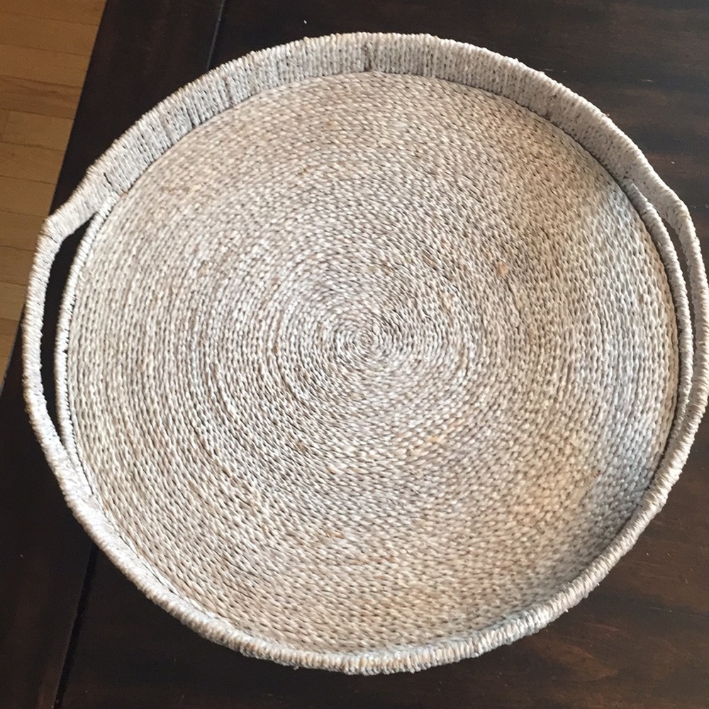 Round Serving Tray